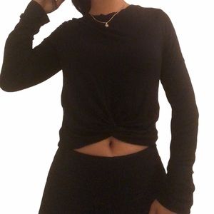 Long Sleeve Crop Top - Super soft!! 😍